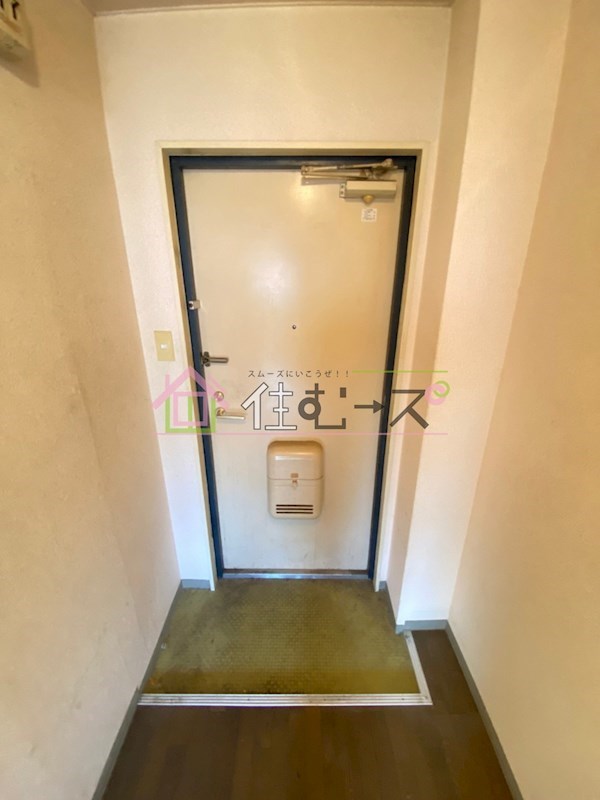 プレアール平野本町Ⅱ 玄関
