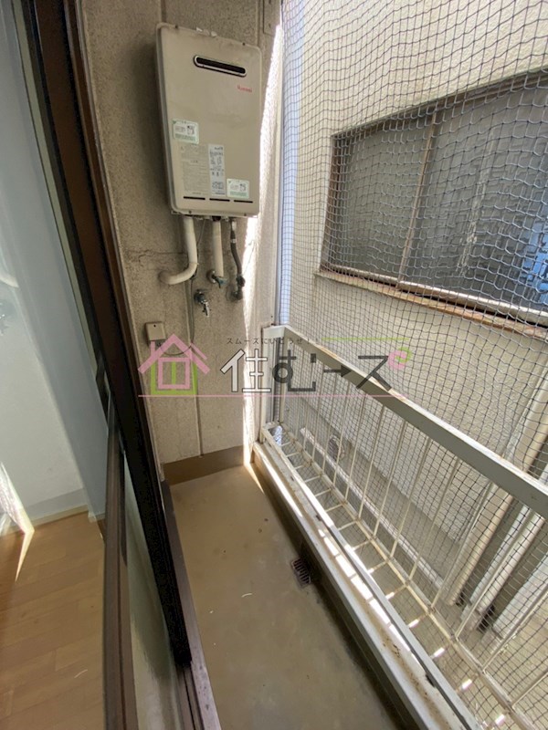 キングスアベニュー流町A棟 ベランダ