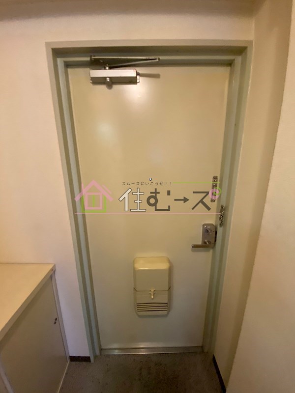 マルシェ九条 玄関