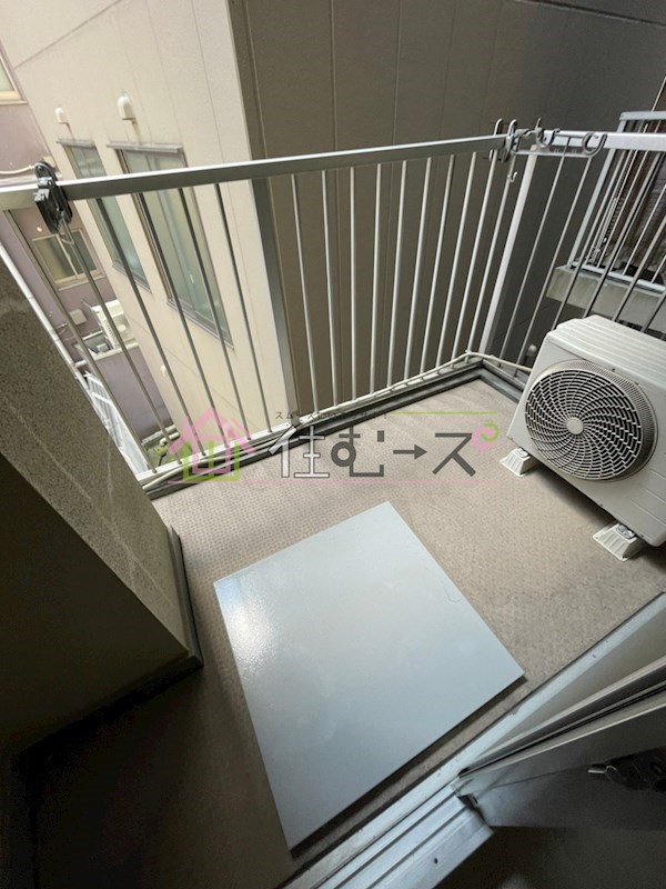 メゾンユタカファイブ ベランダ