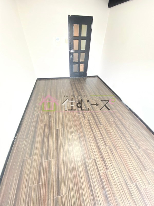 ノアーズアーク88 リビング