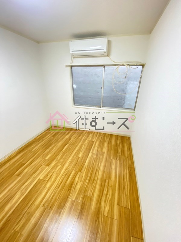 千本中ハイツ ベッドルーム