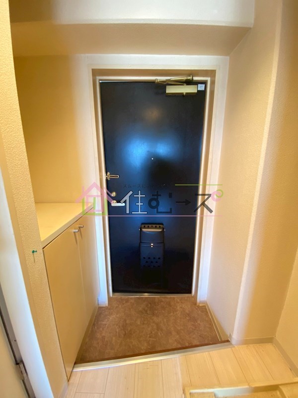 エスリード福島第２ 玄関