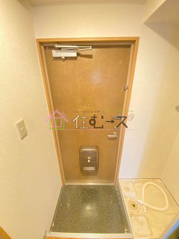 ライズ芦原橋 玄関