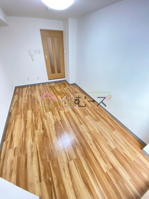 ライズ芦原橋 リビング