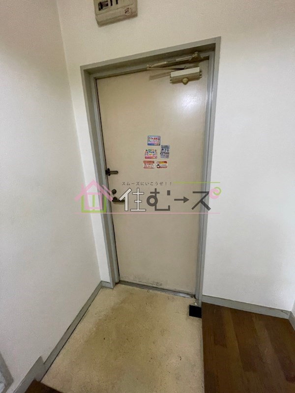 リアライズ湯里 玄関