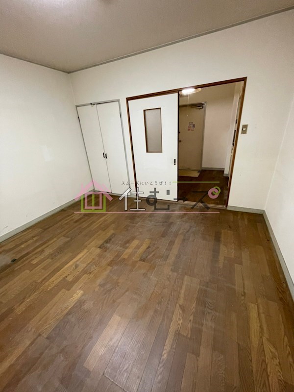 リアライズ湯里 リビング