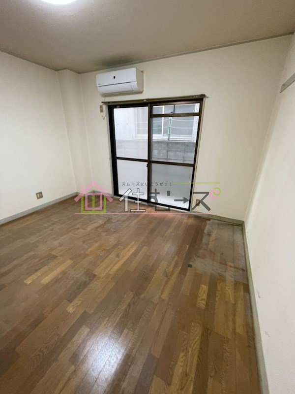 リアライズ湯里 ベッドルーム