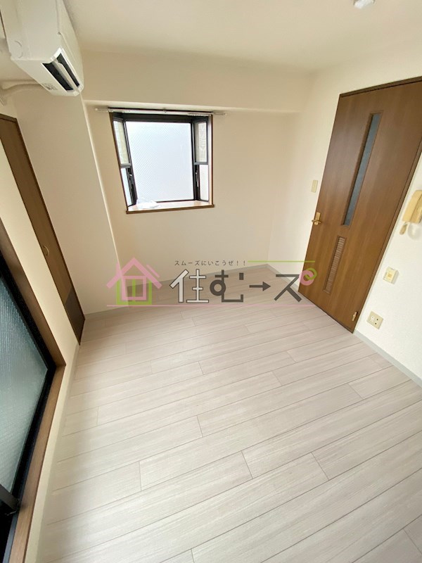 グローハイツ松崎町 リビング