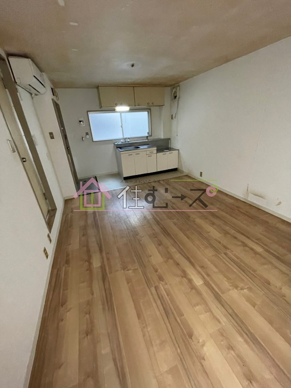 コーポセブン リビング