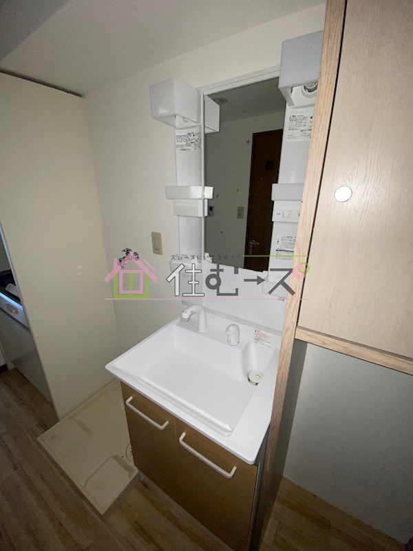 エミグラント・N その他3