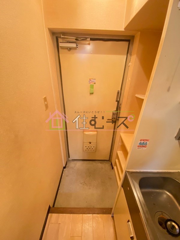 サンライト上新庄 玄関