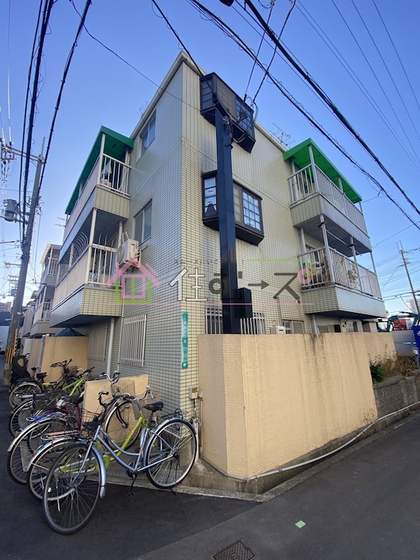 シェイーネ新高  外観