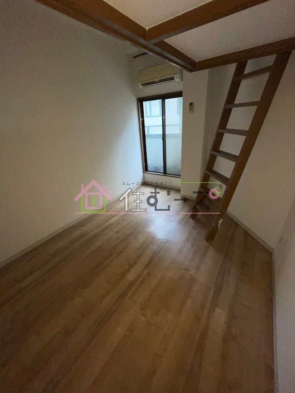 ヴィラ上町 ベッドルーム