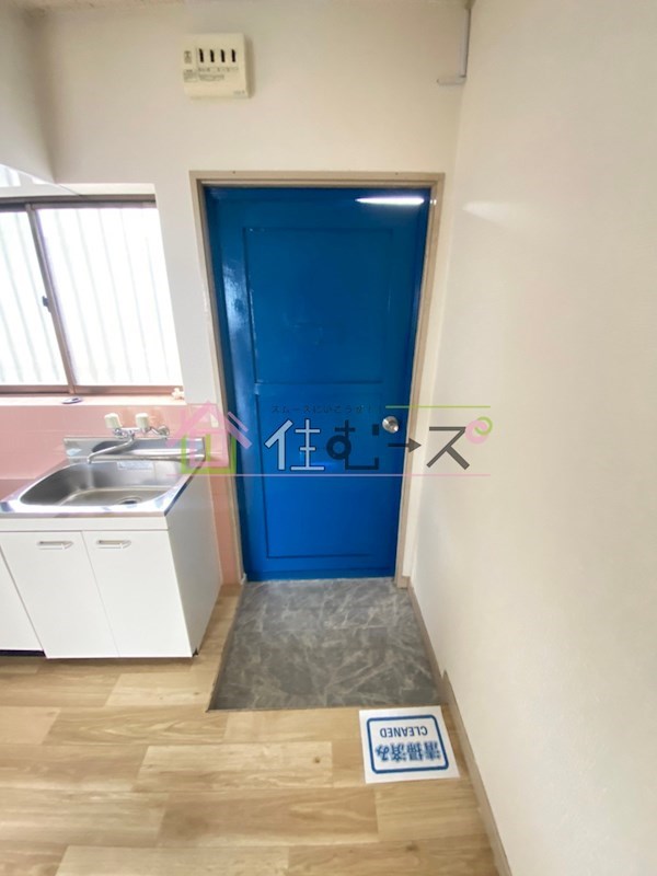 マミーハイツ 玄関