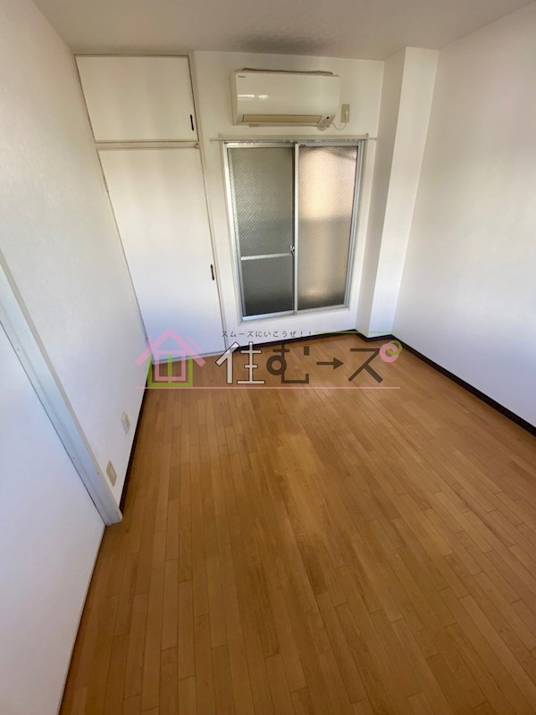 第二文の里ビル リビング