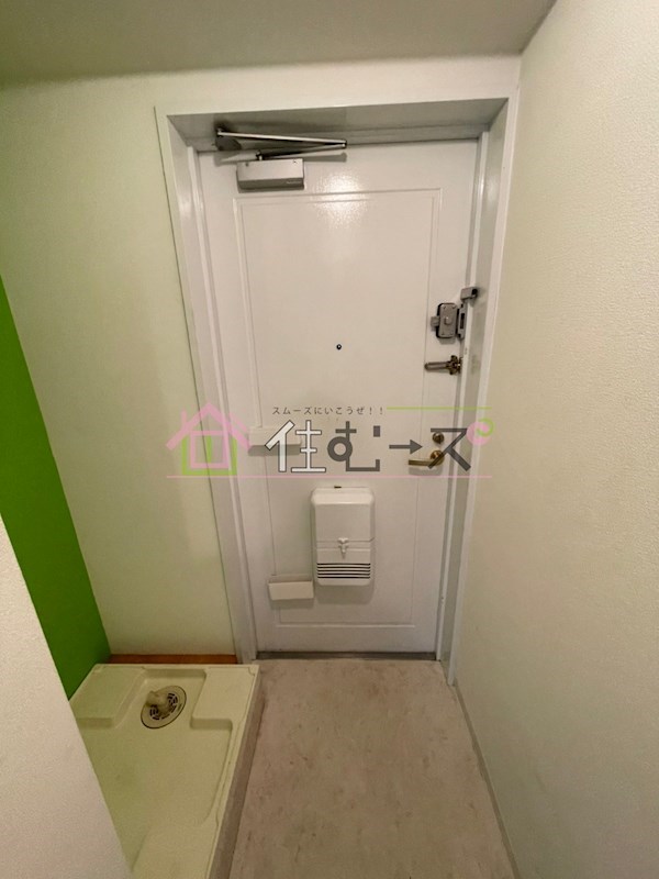 三国プラウ21 玄関