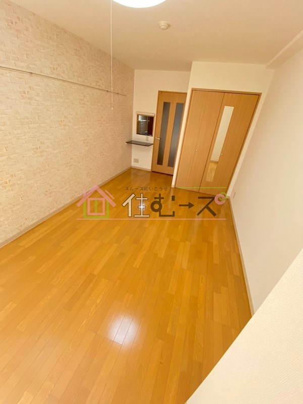 ロイヤルコート華 リビング