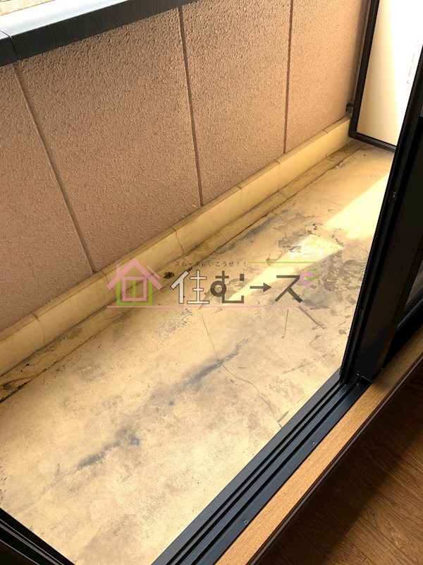 ラッキーセンター河堀口マンション ベランダ