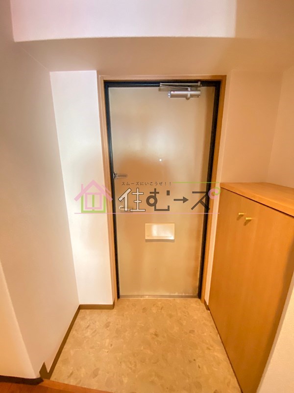 ラナップスクエア同心 玄関