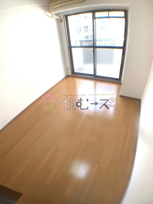 エスリード新大阪第2 ベッドルーム