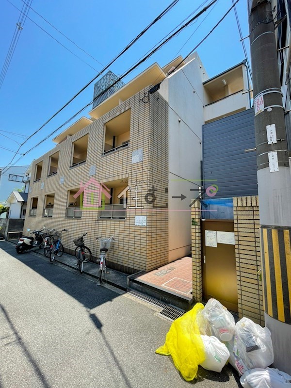 リサ上新庄 外観