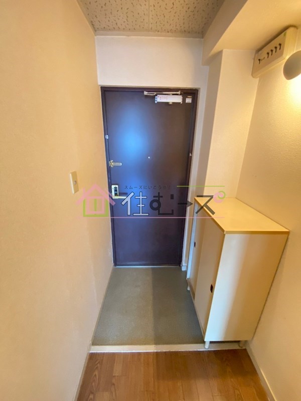 レナジア平野上町 玄関