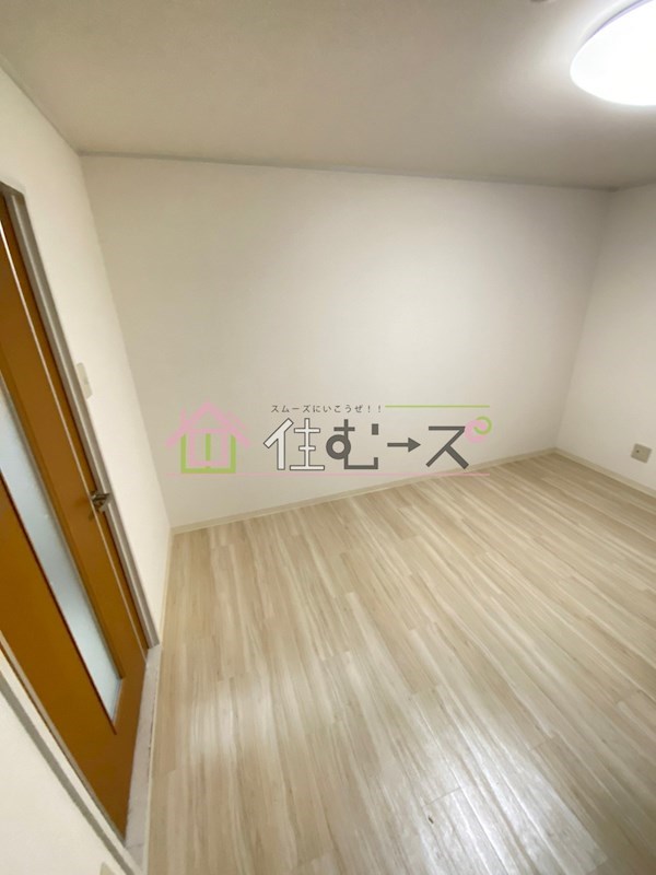 ロイヤル加美北 リビング