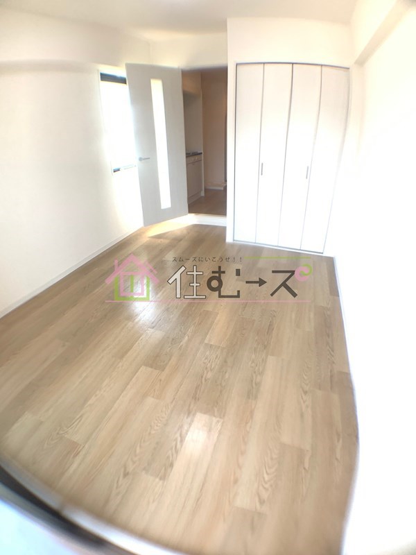 おおきに北梅田サニーアパートメント リビング