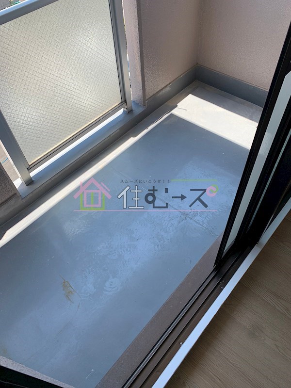 おおきに北梅田サニーアパートメント ベランダ