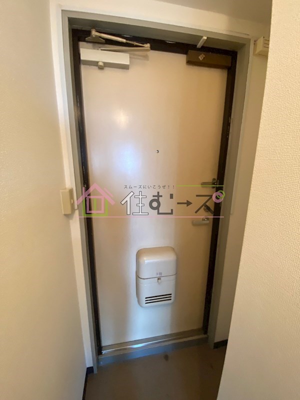 AGAIN駒川 玄関