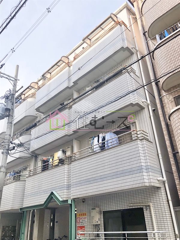 リベラル大宮 外観