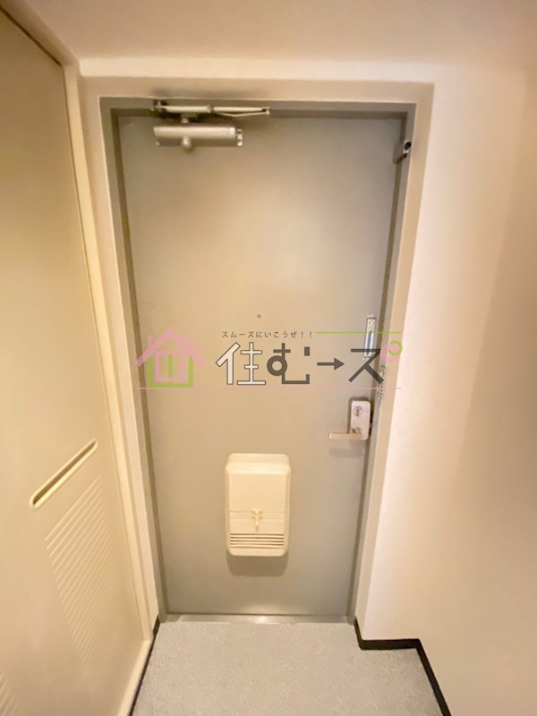 雅苑 玄関