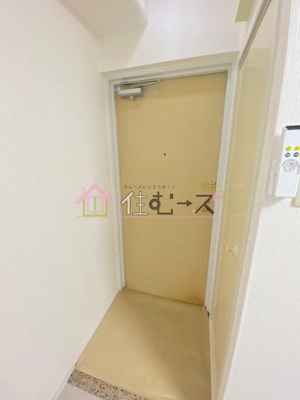 オフィスポート本町WEST 玄関