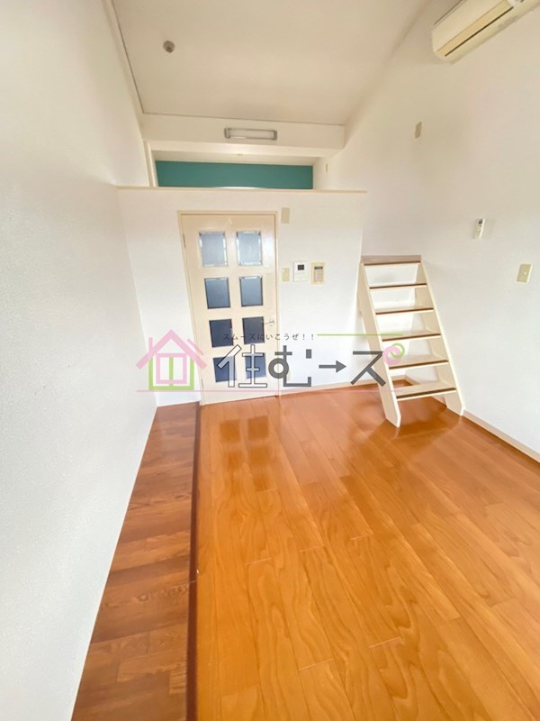 カーサ東住吉 リビング