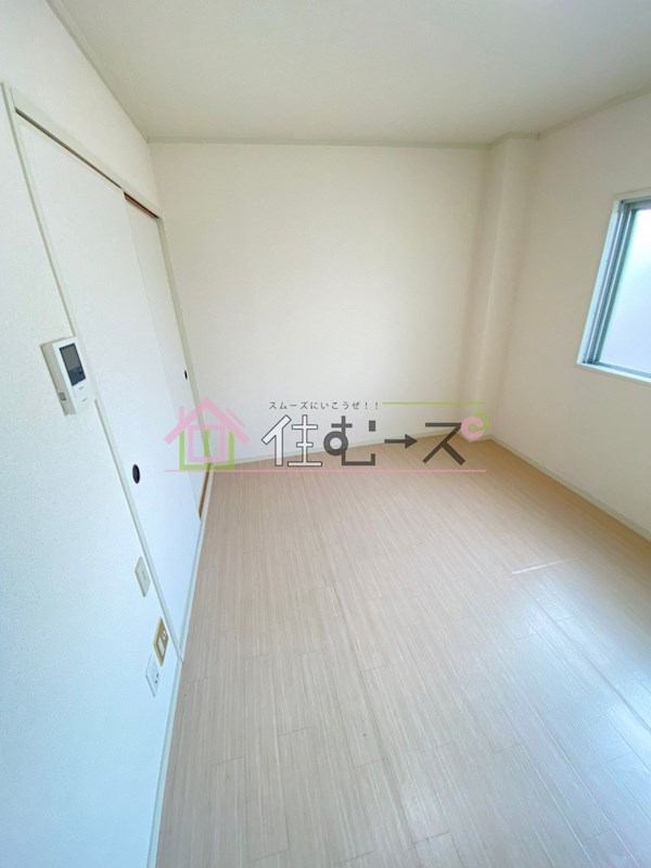 メモリアルタウンA棟  ベッドルーム