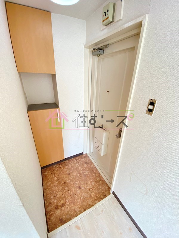 ラパンジール松屋町 玄関