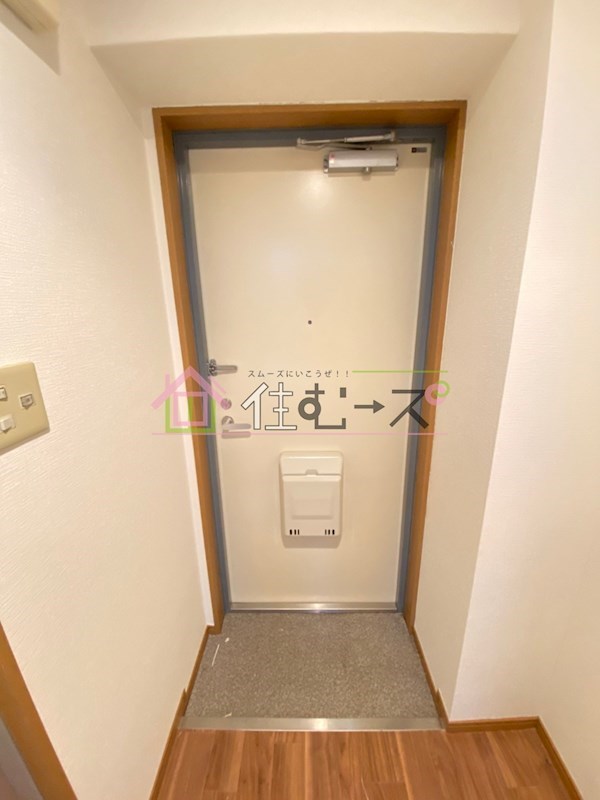 メゾンイストワール 玄関