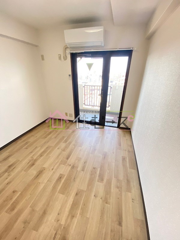 グルパ十三 ベッドルーム