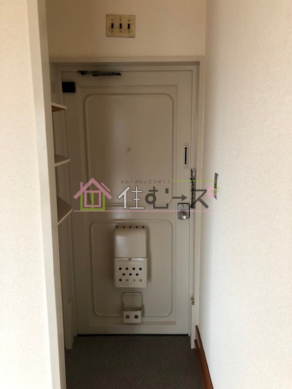辰巳マンション 玄関