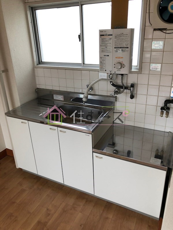 辰巳マンション キッチン