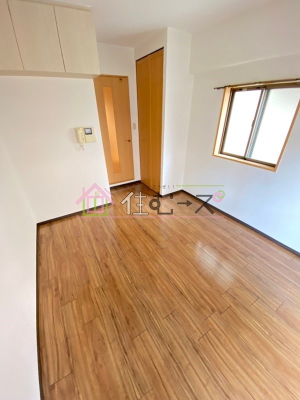 ラナップスクエア上本町 リビング