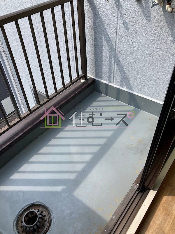 フロントビュー八阪 ベランダ