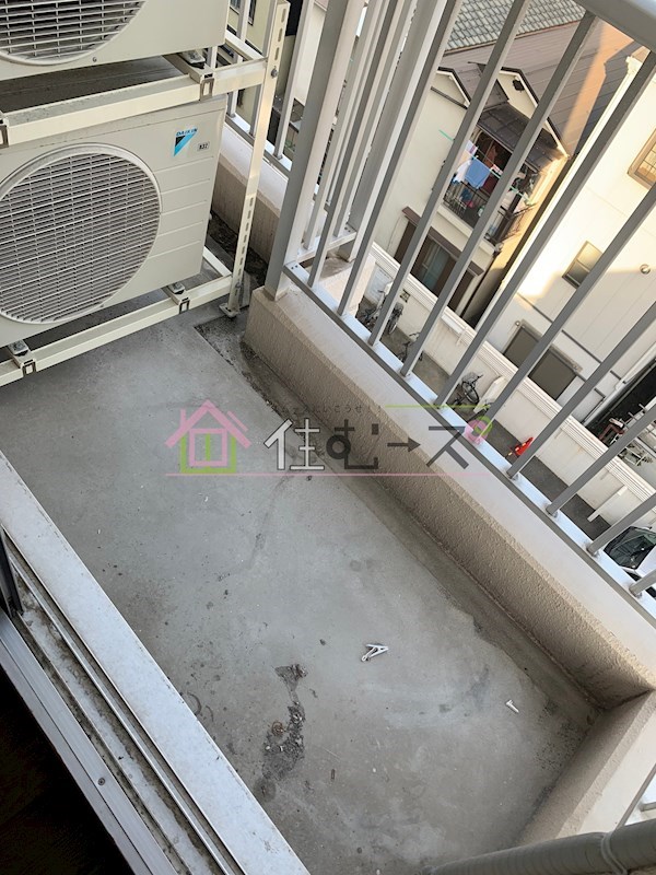 アメニティー新高二番館 ベランダ