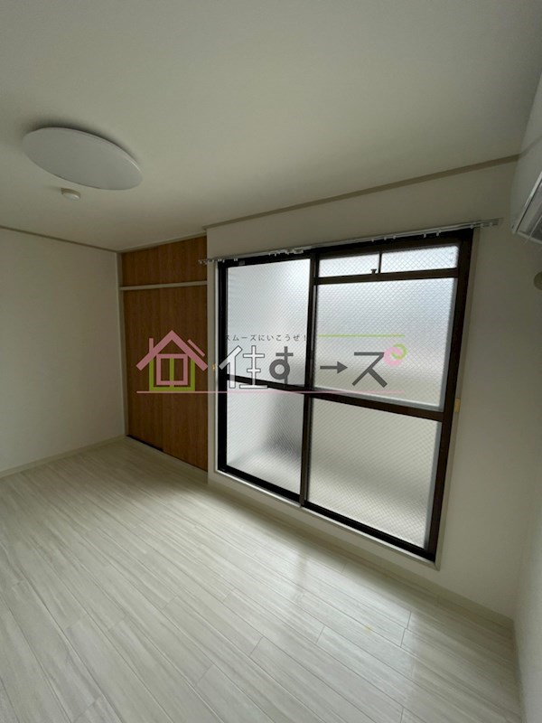 ロイヤル西梅田 ベッドルーム