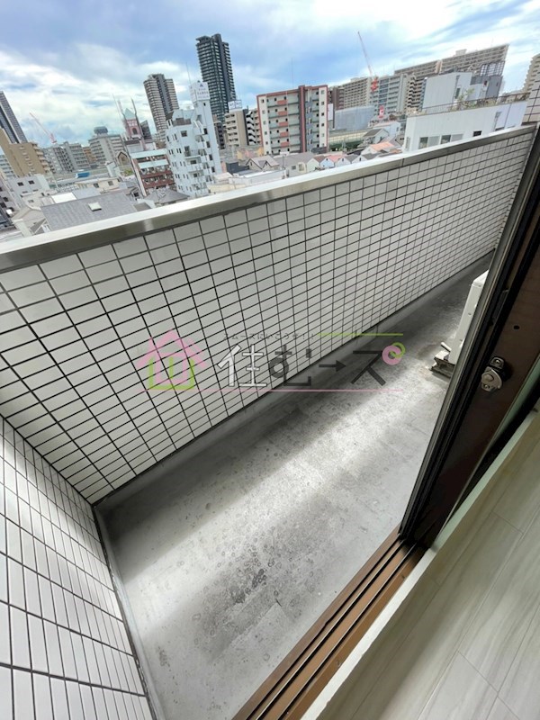 ロイヤル西梅田 ベランダ