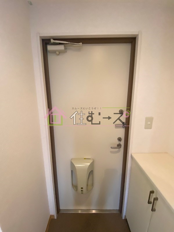 みおつくし東なんば 玄関