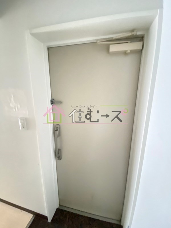 エルミタージュ難波南Ⅶ 玄関