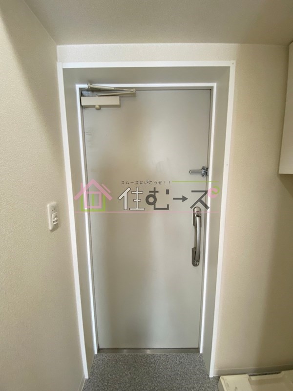 エルミタージュ難波南Ⅶ 玄関