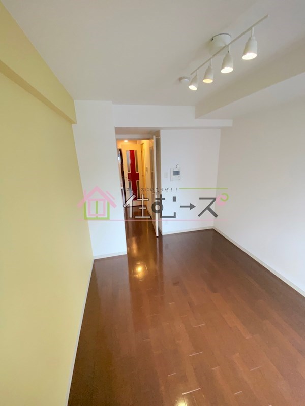 ジュネーゼグラン南堀江 リビング